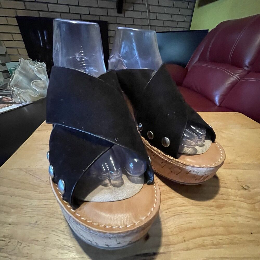 Chinese Laundry Wedge Cork Sandals with studs, Black Suede, Women's US 10 EU 41 - Picture 11 of 16